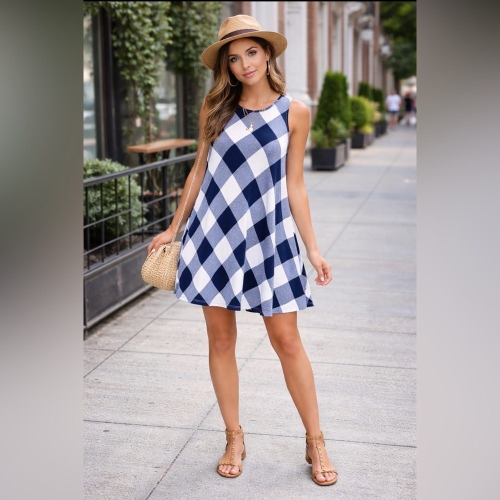 White Birch Navy White Gingham Plaid Sleeveless Tunic Dress Flowy Pockets Med